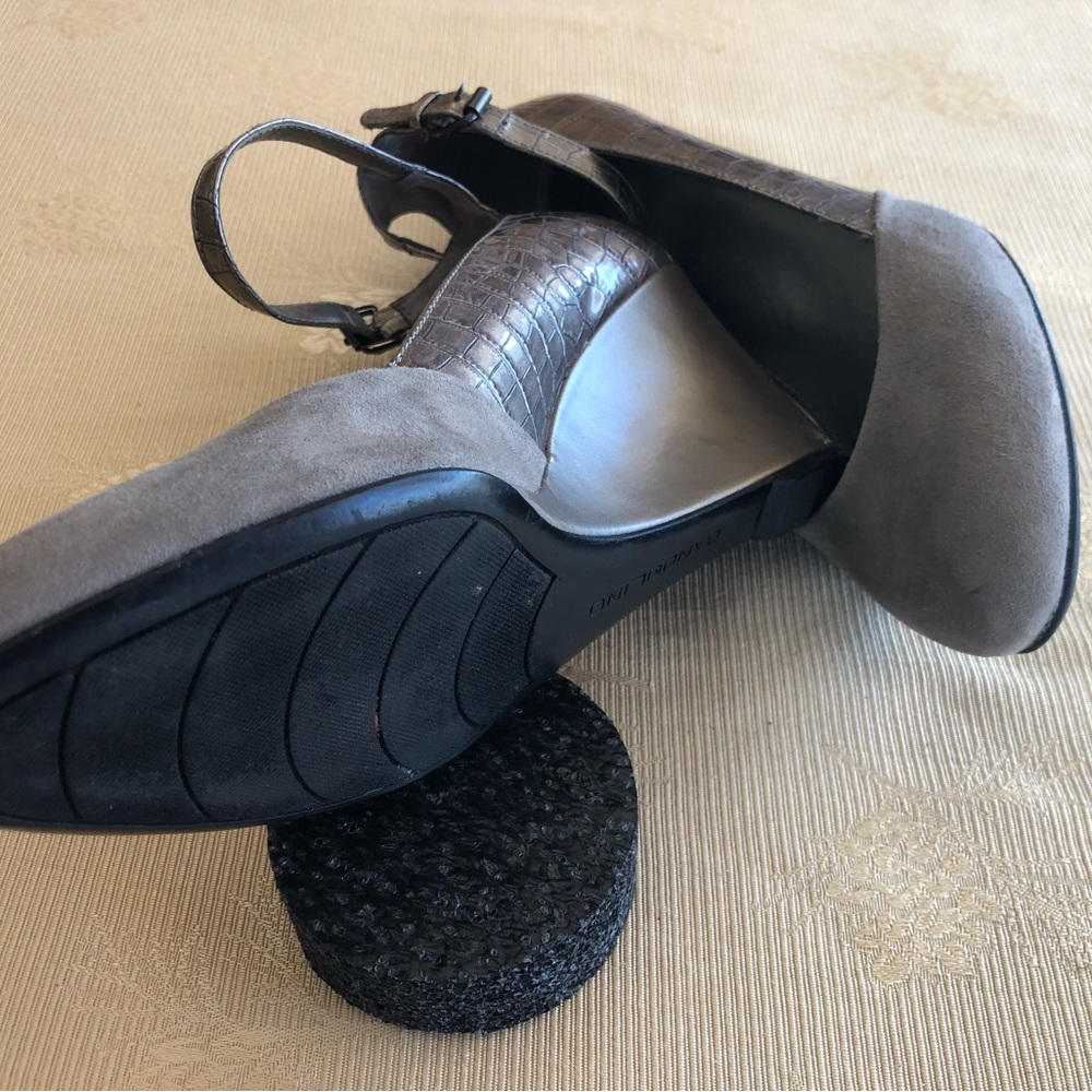 Bandolino silver shoes
